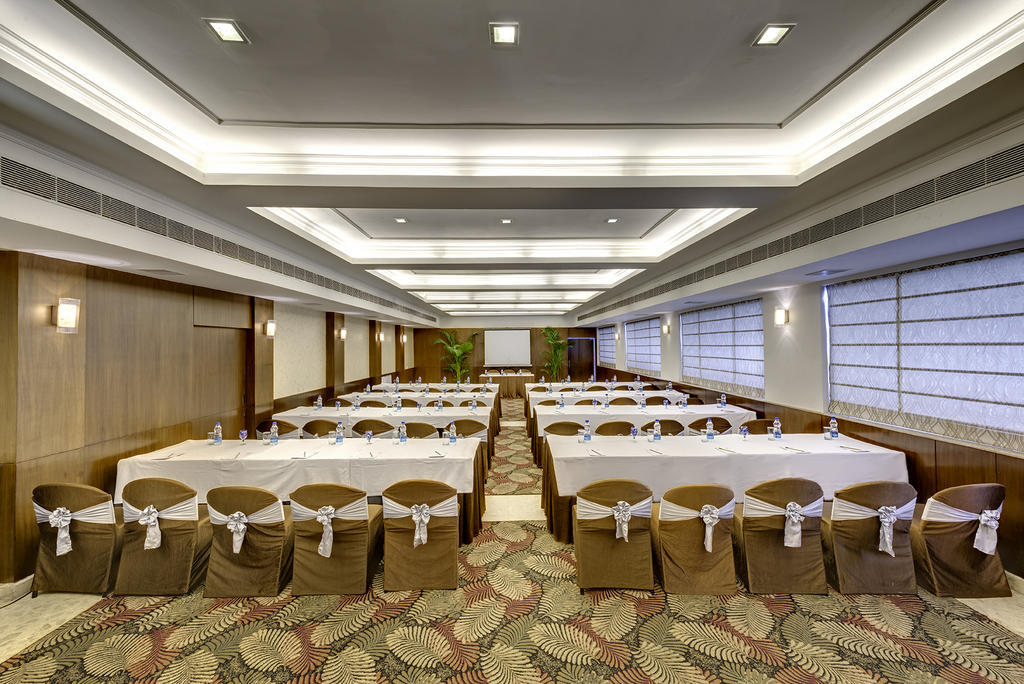होटल Hindusthan International, 5*